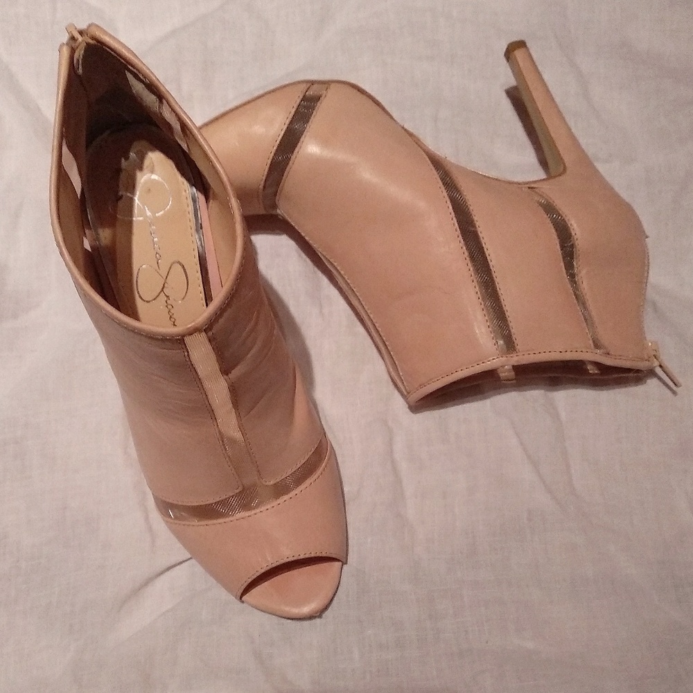 Light Pink Leather Heels